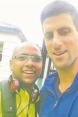 Der neue indische Koch vom DTH Hameln, Yogesh Pawar trifft Tennisstar Novak Djokovic